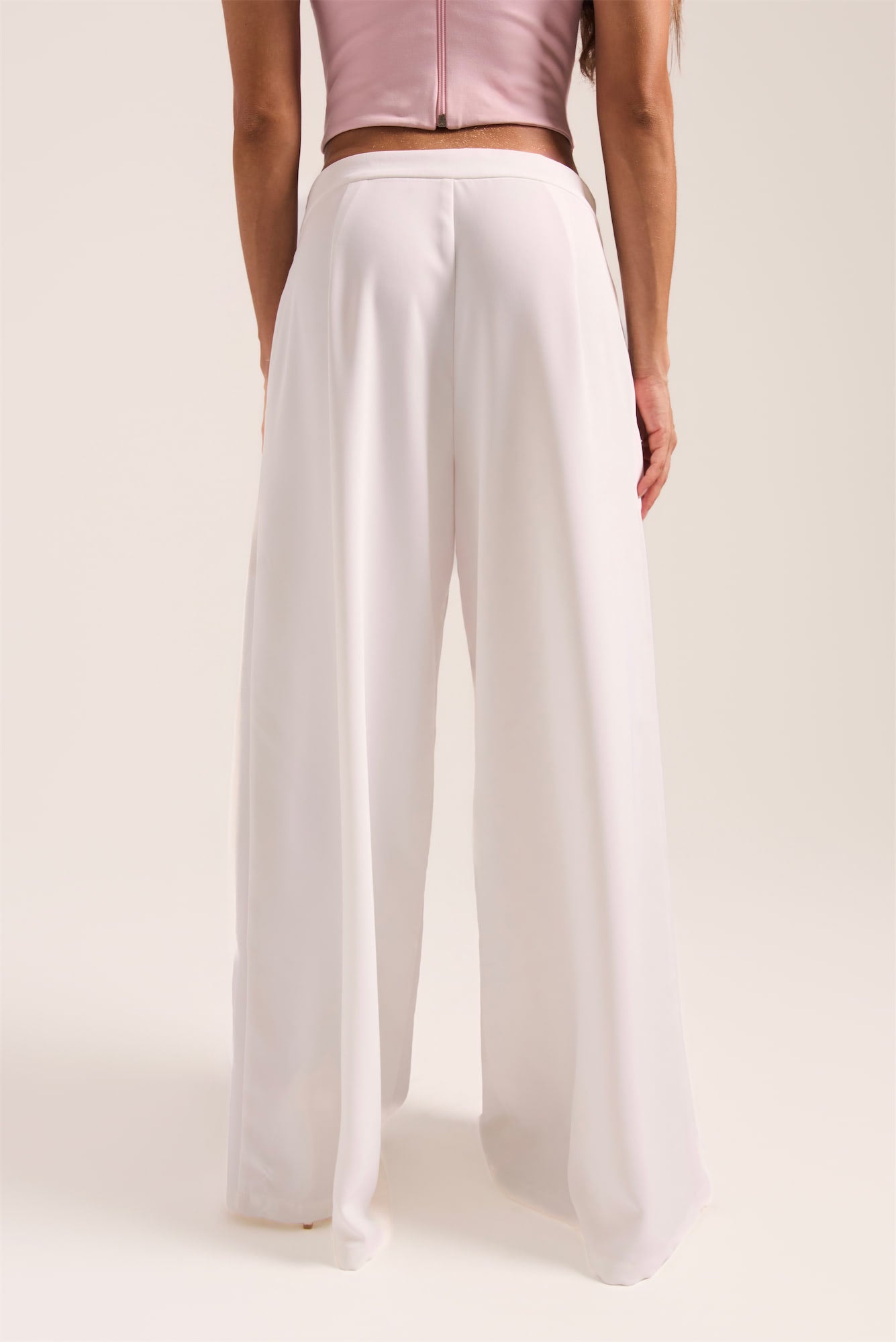 TONIA PANT