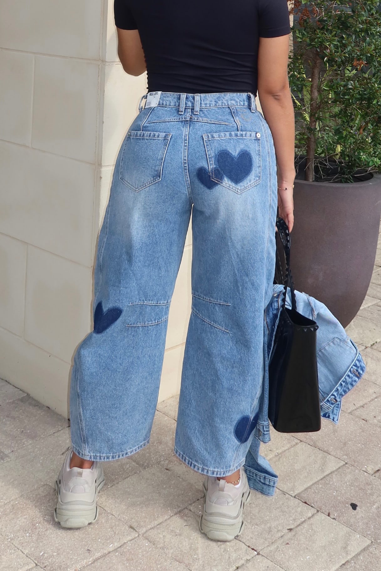 LOVE JEANS